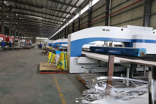 走近欧斯宝制造工厂,揭秘顶墙定制 智造 升级之路